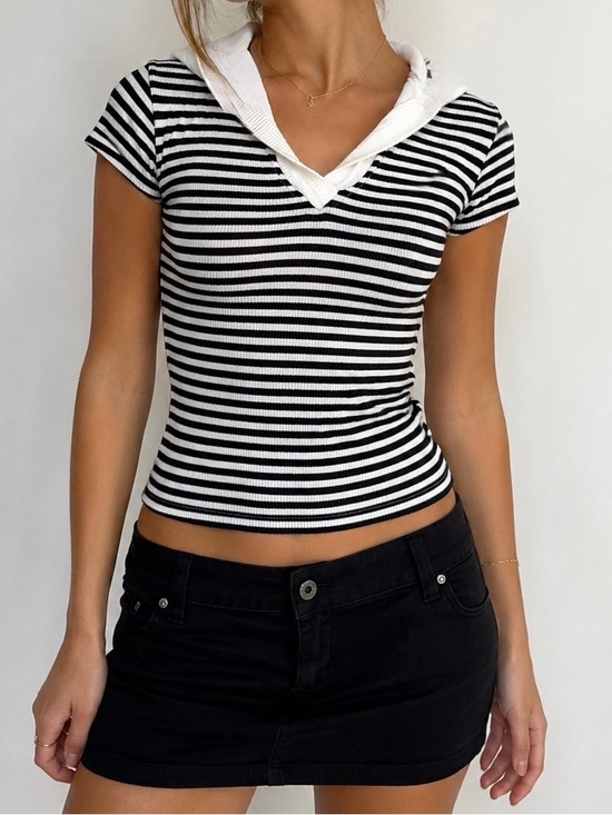 Hard Tail Tops - Vintage  Hard Tail  Black White Striped Hooded Shirt Small
